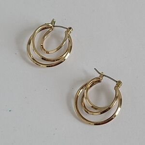 Vintage Style Luxury Look Gold Tone Triple Hoop Multi Hoop Mid Size Earrings